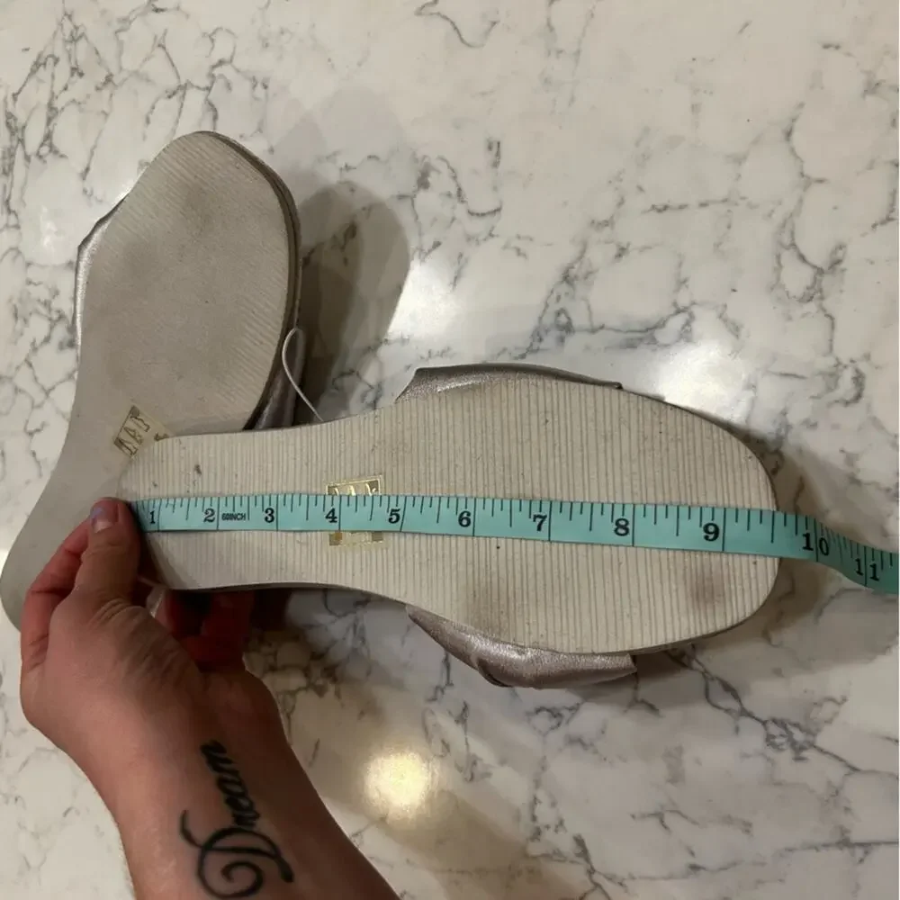 Draper James Silver Bow Slid Slip On Sandals Size Small